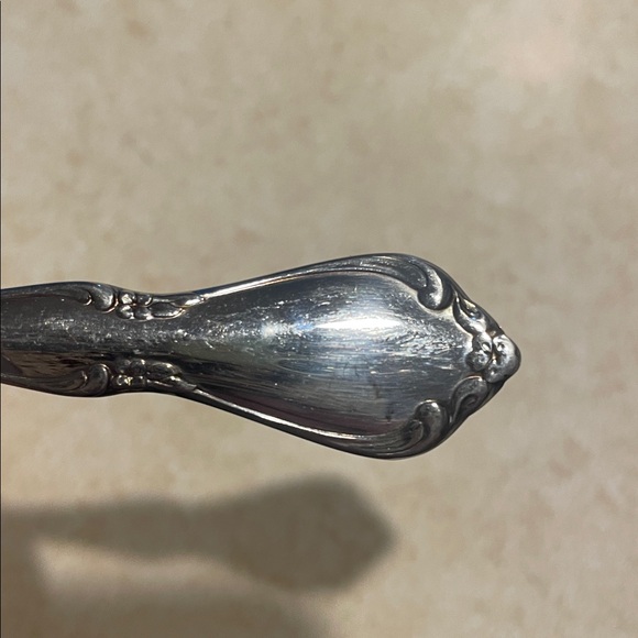 Oneida Chateau Soup Spoons (2) - Picture 2 of 2